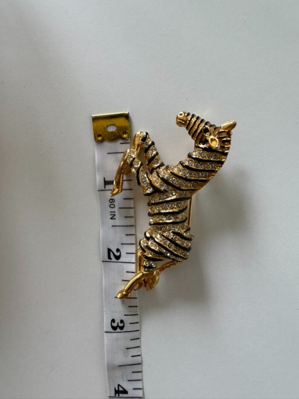 Zebra Rhinestone Brooch Gold Pin - Picture 7 of 8